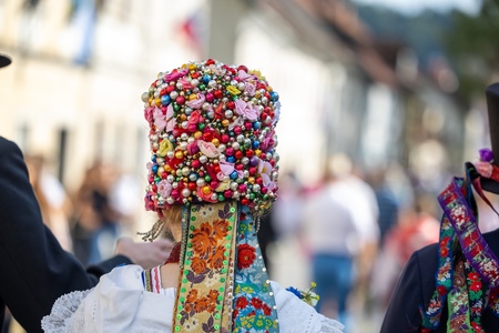 52. Dnevi narodnih noš_povorka (42)